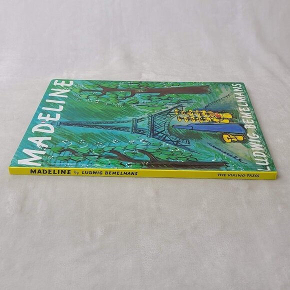 Madeline By Ludwig Bemelmans Hardcover Classic Childrens Book - Picture 8 of 9